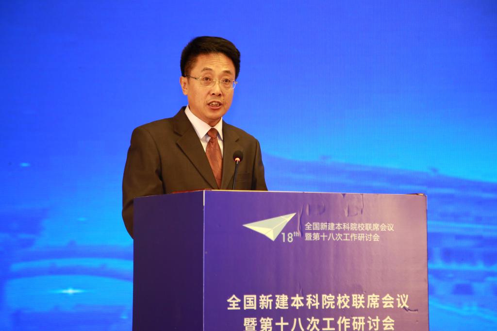 点击图片进入下一页